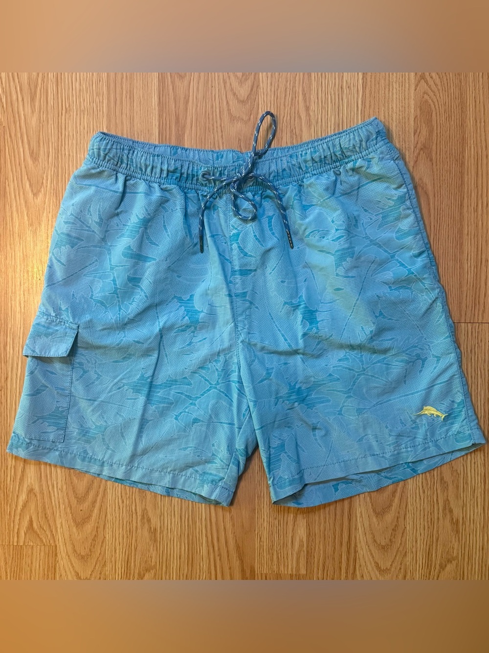 Tommy Bahama Relax Tropical Floral Swim Trunks Men’s Medium Blue Cargo